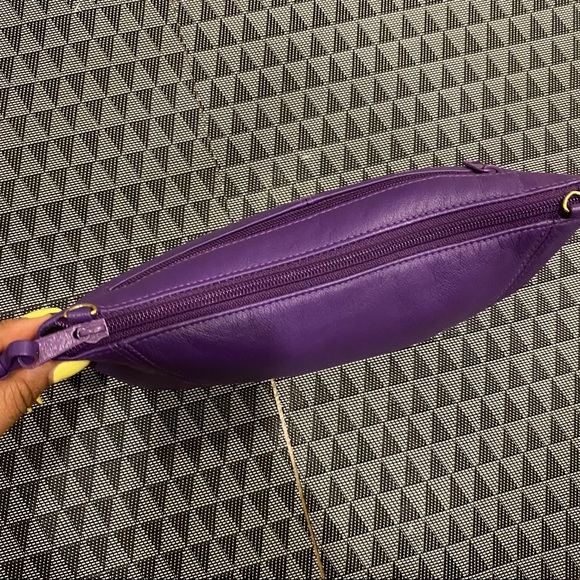 Vintage Genuine Leather Purple Clutch Handbag - Picture 11 of 11